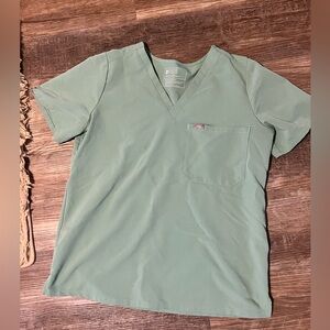 Figs Catarina scrub top. Size large.  Color Jade